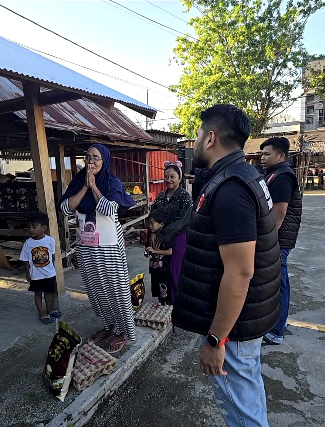 Berbagi di Hari Berkah, Polres Sidrap Salurkan Bantuan